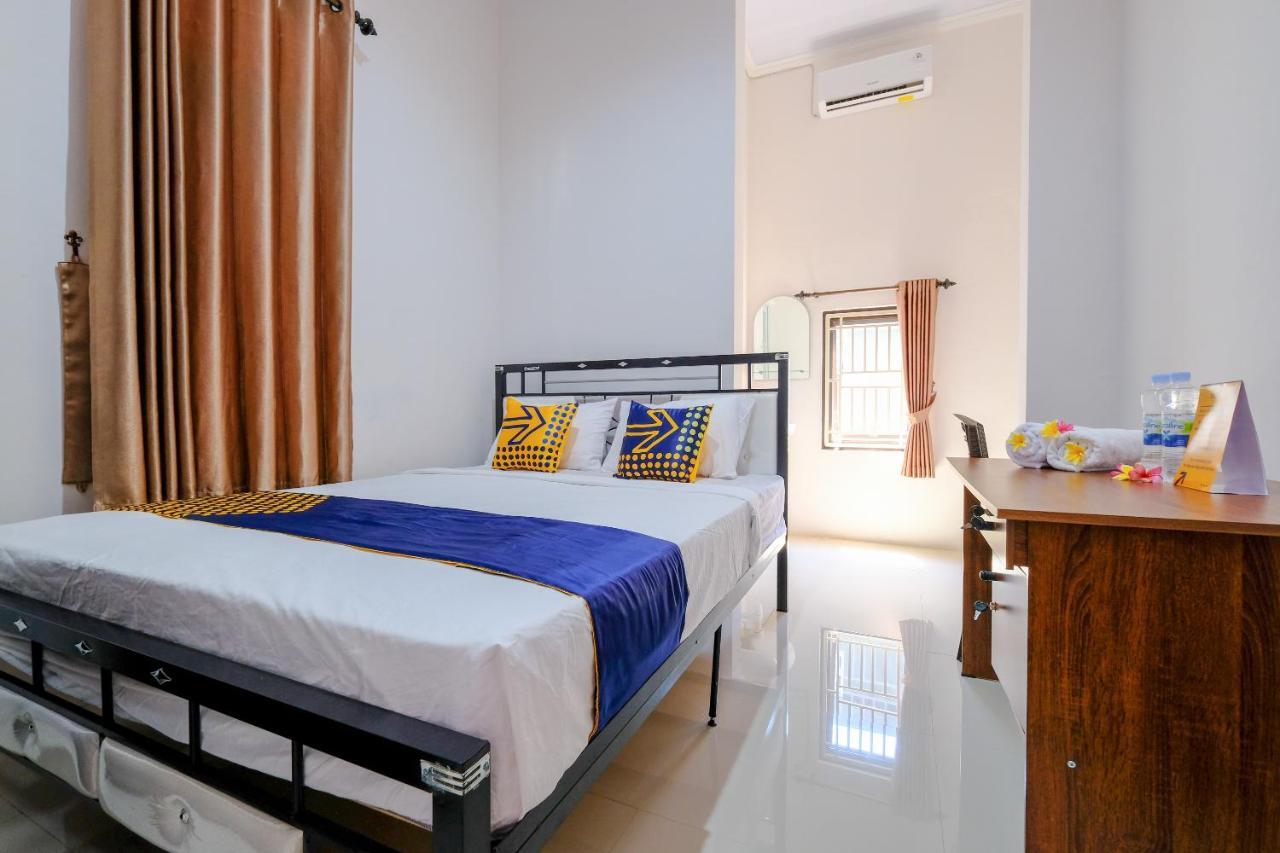 Spot On 1784 Tnc Residence Syariah Mataram Exterior photo